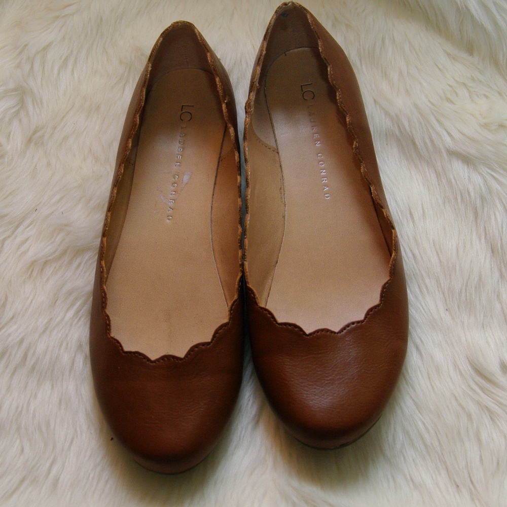 Lauren Conrad tan scalloped flats 9